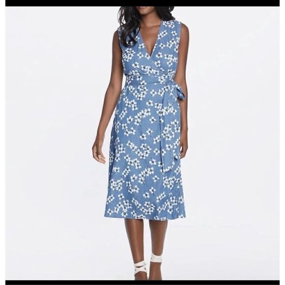 Draper James NWT Floral Chambray Midi wrap dress 2 - Picture 1 of 11